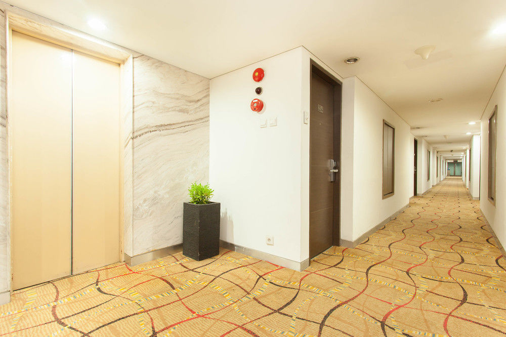 Zen Premium Menteng Syariah Yakarta Exterior foto