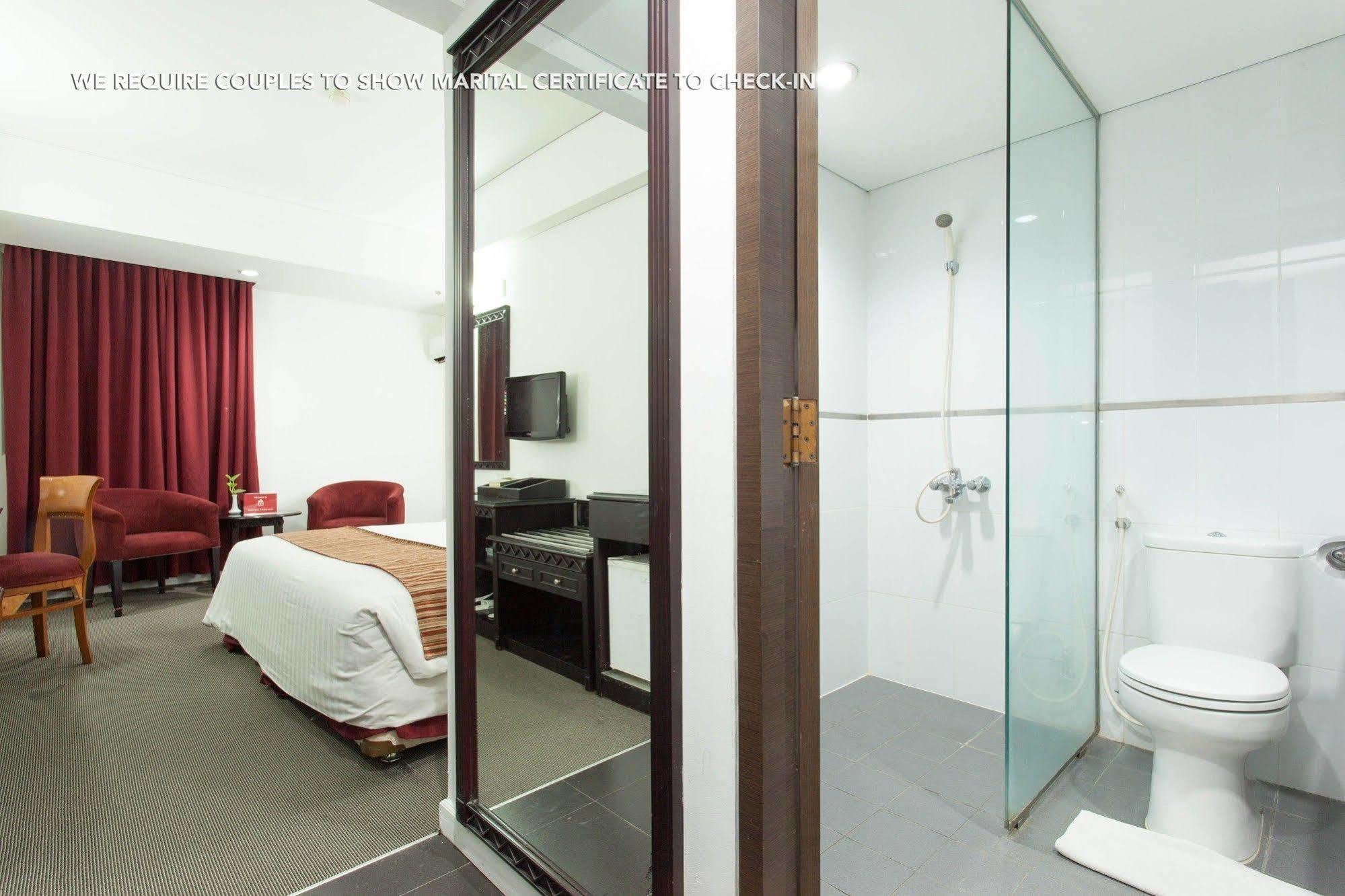 Zen Premium Menteng Syariah Yakarta Exterior foto