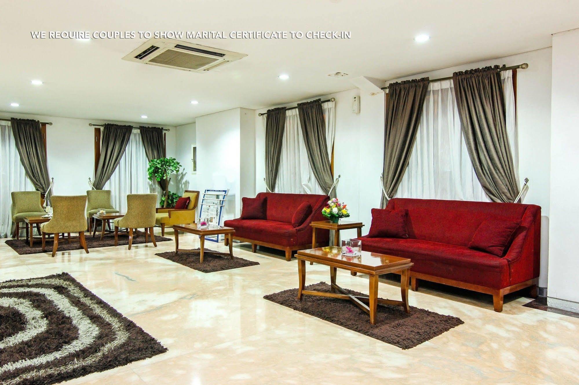 Zen Premium Menteng Syariah Yakarta Exterior foto